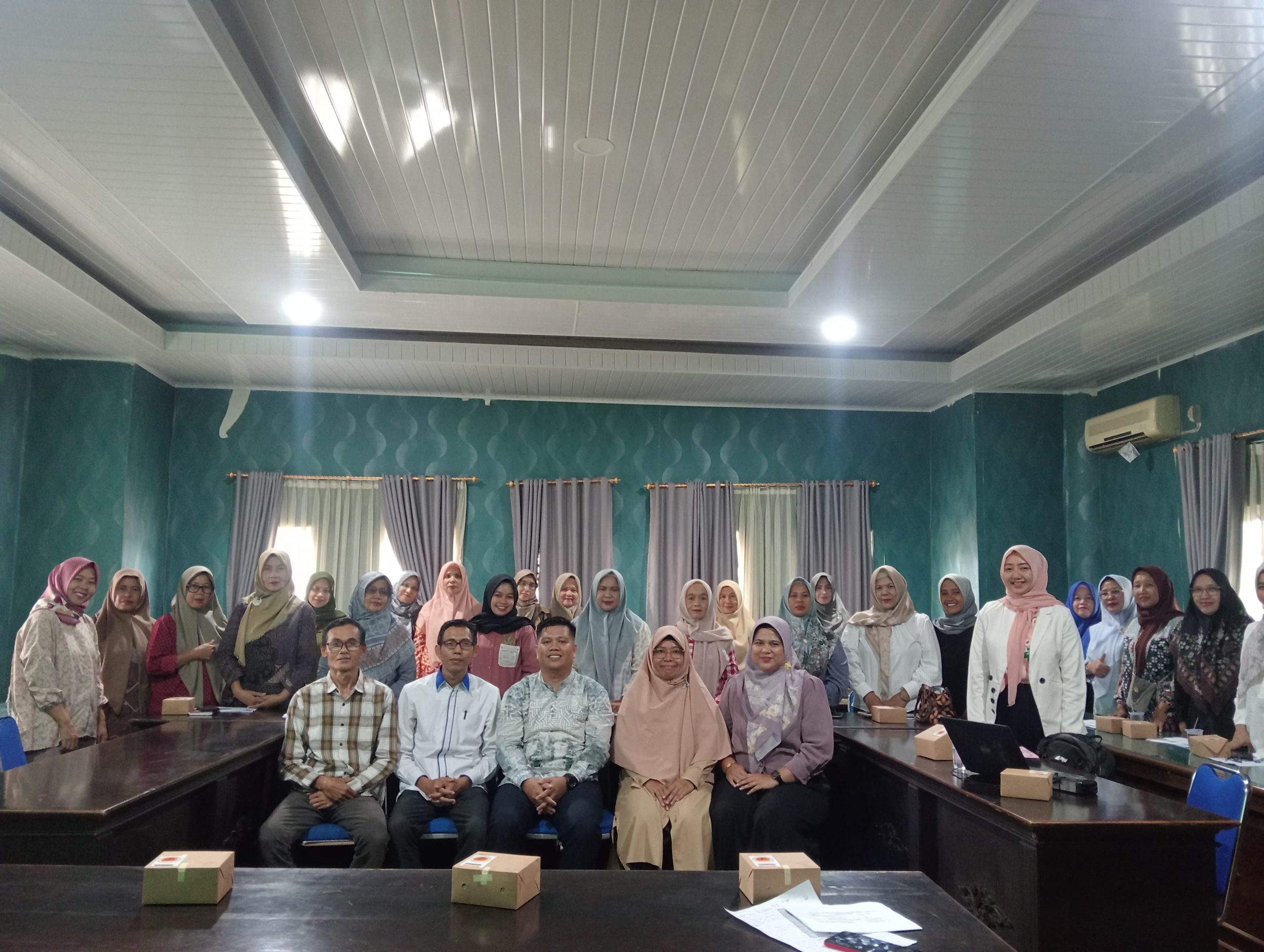 PLHSDGs Laksanakan Pelatihan Pengelolaan UMKM untuk Pelaku Usaha di Sekitar Kampus UIN